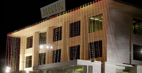 Madhu Resort Agra  Εξωτερικό φωτογραφία